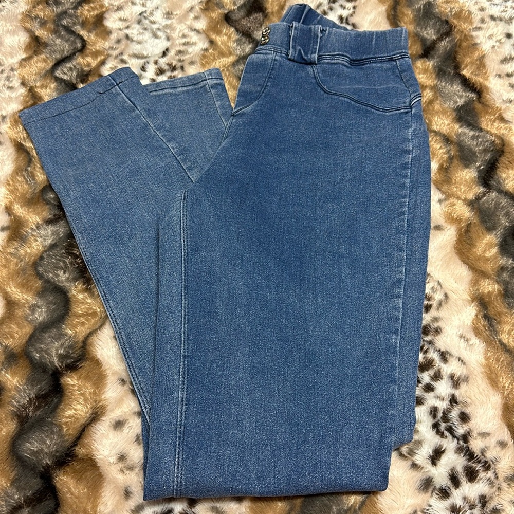 NEW Booty Shaping Lifting Jeans/Leggings